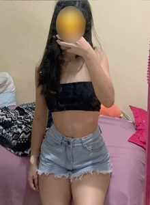En Ayacucho encuentra avisos publicitarios de putas y escorts, prostitutas y kinesiólogas, damas de compañía y las mujeres más sexis y sensuales de Ayacucho. En Conejitashot Ayacucho anuncian las jovencitas, maduritas, rubias, morenas, peruanas, colombianas, venezolanas, bolivianas ofreciendo servicios sexuales y de sexo para caballeros.  En Ayacucho las chicas más bellas y sexis solo en Conejitashot Ayacucho.
